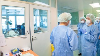 Prezidentka Zuzana Čaputová na návšteve v Ružinovskej nemocnici.