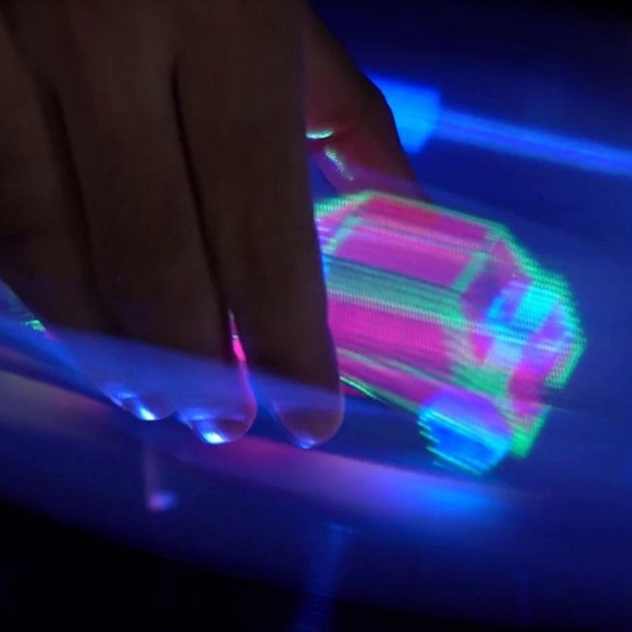 Interaktiv_hologram_00.jpg
